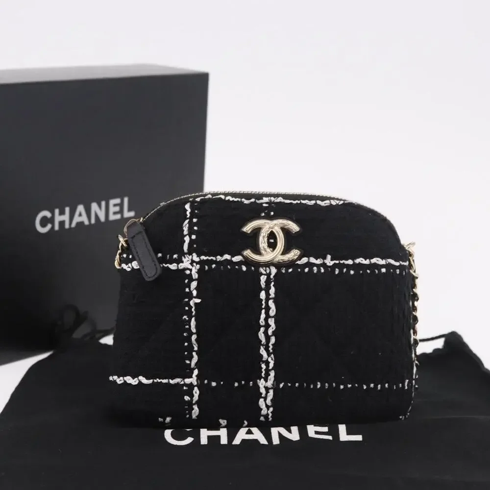 Chanel Matelasse Chain Shoulder Bag Black